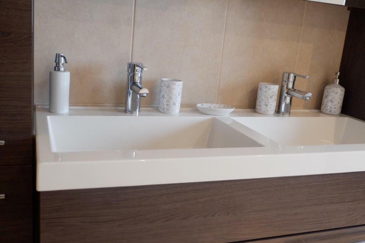 T Heirbaanhuys Villa Borgloon Bagian luar foto