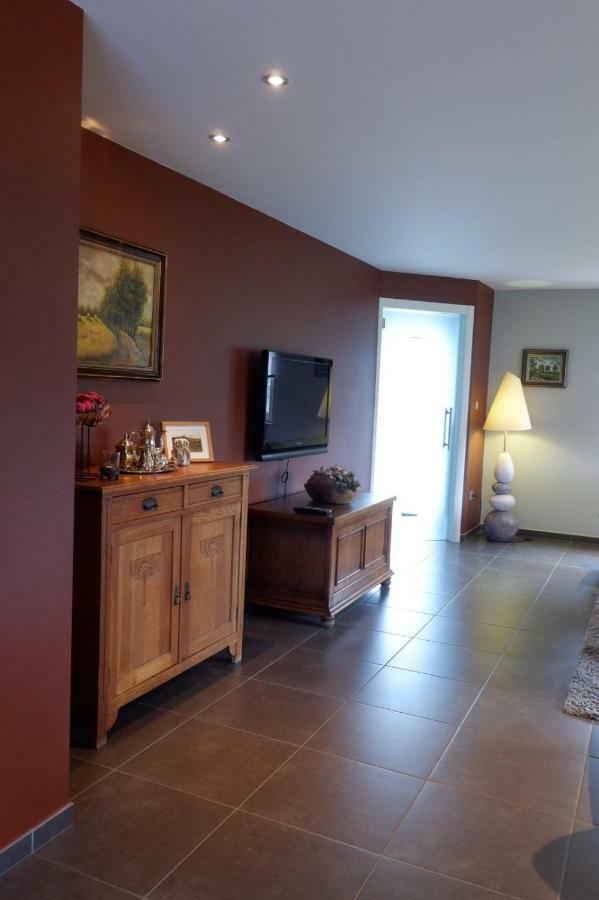 T Heirbaanhuys Villa Borgloon Bagian luar foto